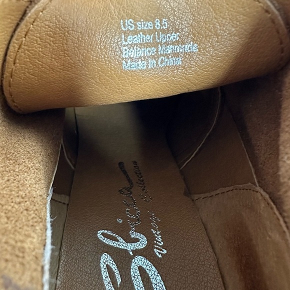 Sbicca Vintage Collection chunky heel bootie 
SIZE 8.5 brown leather - Picture 8 of 8